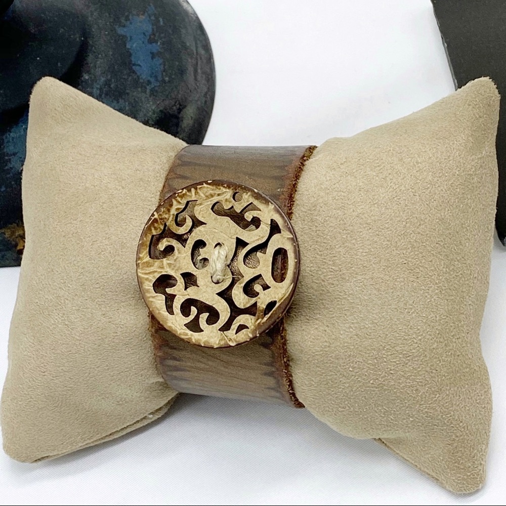 Upcycled Bronze Leather Bracelet with Hand-Carved Button – Boho Chic Statement